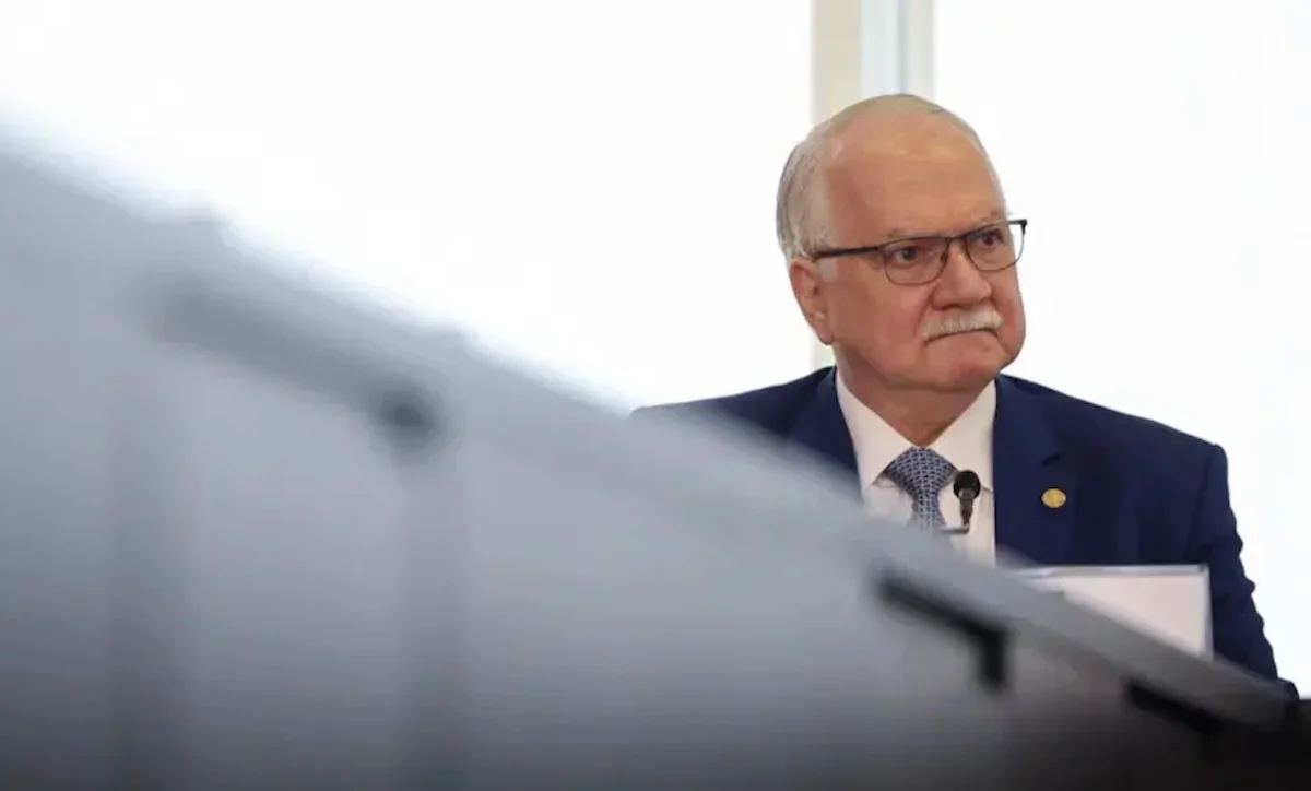 Fachin nega Moraes e separa julgamentos do caso Master no STF