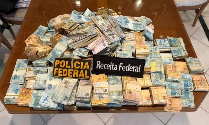 Operação Mare Liberum: PF encontra montanha de dinheiro em casa de auditor