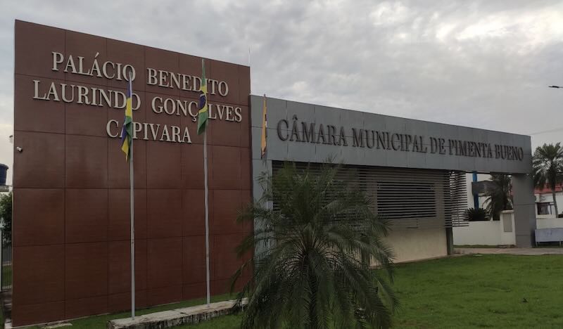 Ex-presidente da Câmara de Pimenta Bueno (RO) protocola pedido de CPI saneamento