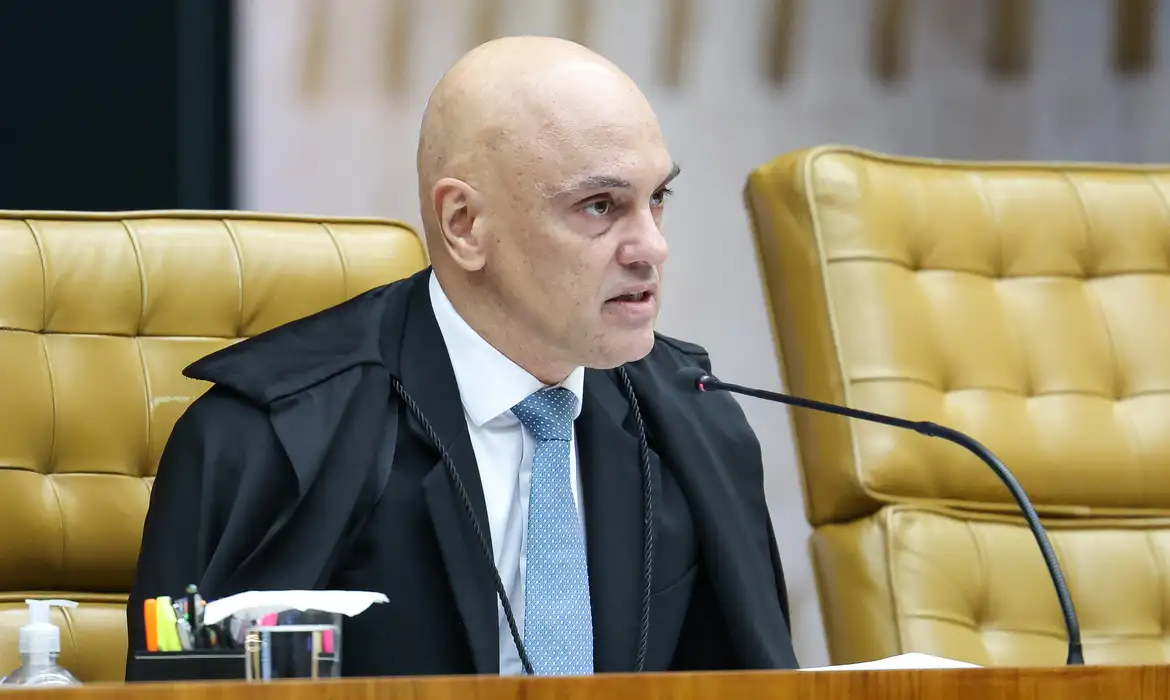 PF vasculha casa de Bolsonaro em busca de duas armas não entregues