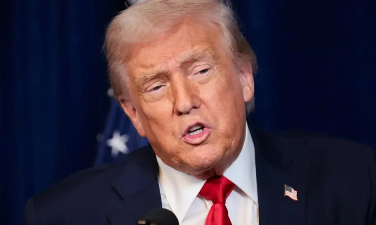 Trump nega escassez de munições e ameaça prender jornalistas nos EUA