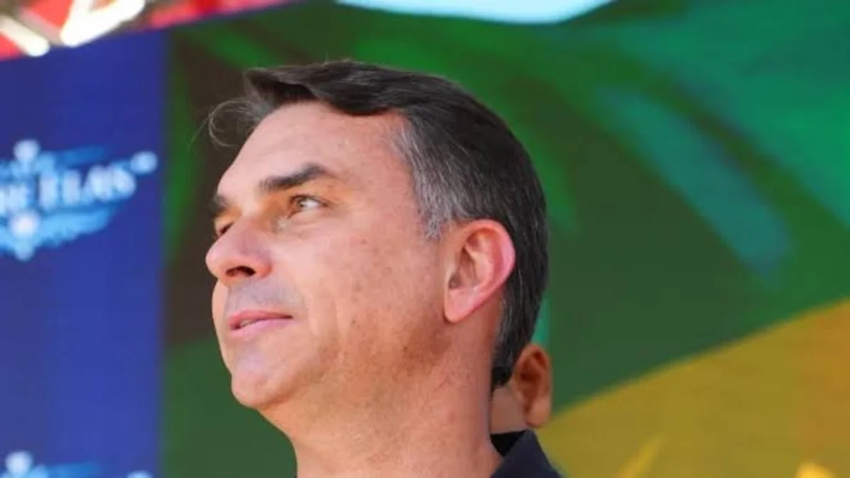 TSE descarta hackeamento e abre inquérito sobre filiação de Flávio ao Missão