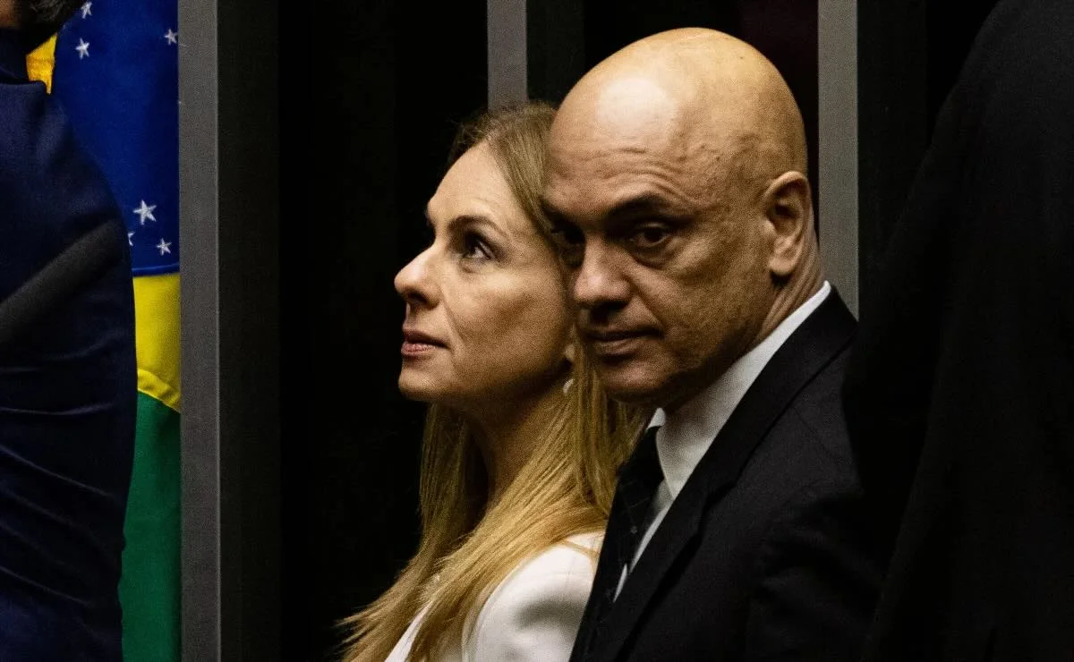 Escritório da mulher de Moraes sofre "review bombing" no Google
