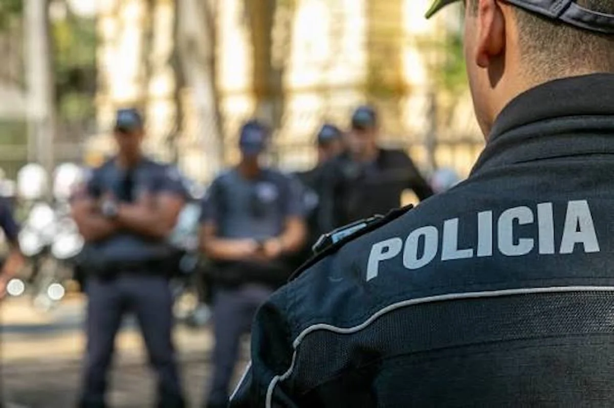 Suicídio é a principal causa de morte entre policiais, aponta Anuário de Segurança