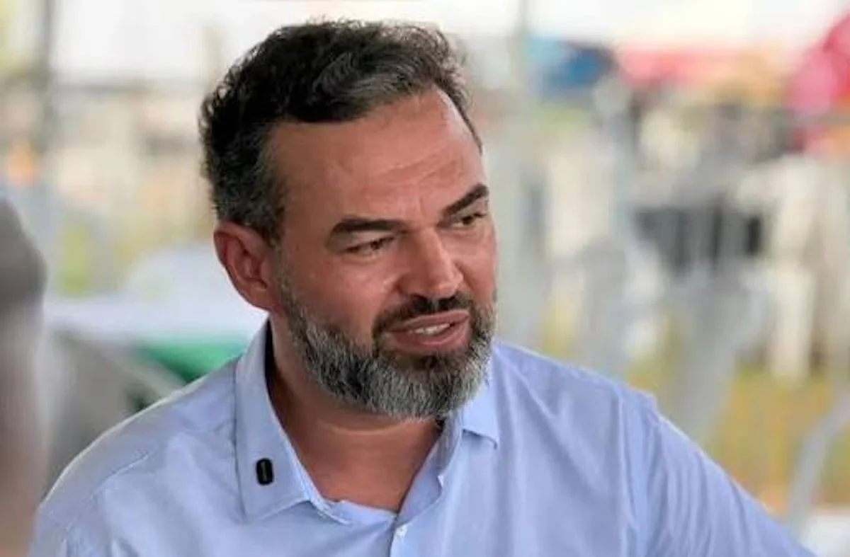 Bruno Scheid é denunciado por ataques a Marina Silva; Rede vê crime de gênero