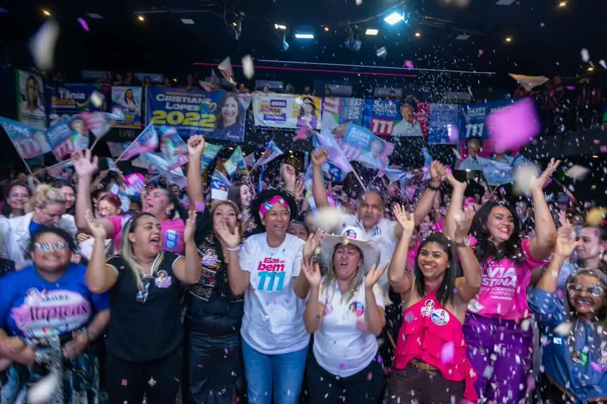 'Elas do Bem' reúne milhares em apoio a Sílvia Cristina ao Senado