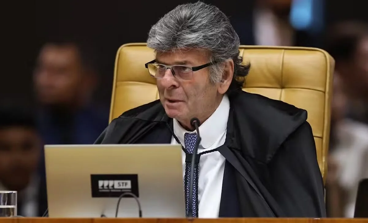 Fux suspende decisão de Dino sobre posts de Nossa Senhora Aparecida
