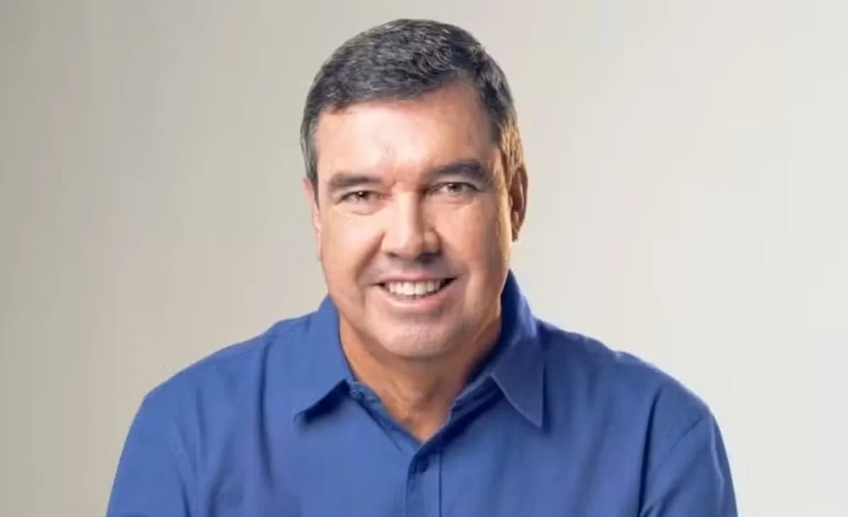 Eduardo Riedel é reeleito governador do Mato Grosso do Sul em 1º turno