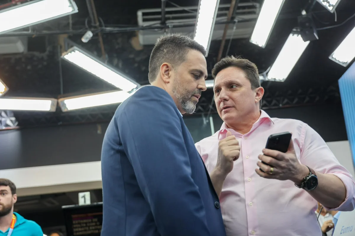 Canedo e Léo Moraes