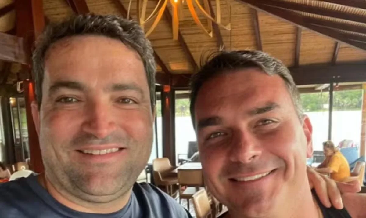 Flávio Bolsonaro é alvo de nova investigação da PF, agora ligada a bets; ele nega
